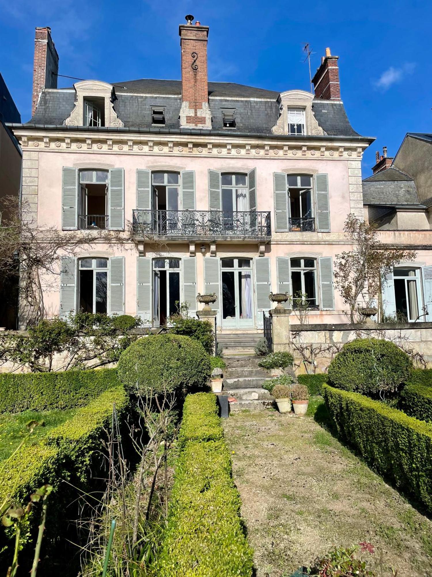 Belle Fontaine Hotell Bourges Exteriör bild