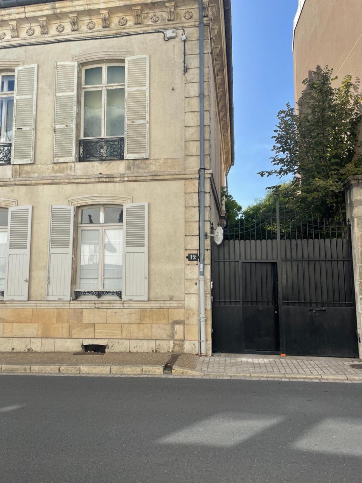 Belle Fontaine Hotell Bourges Exteriör bild