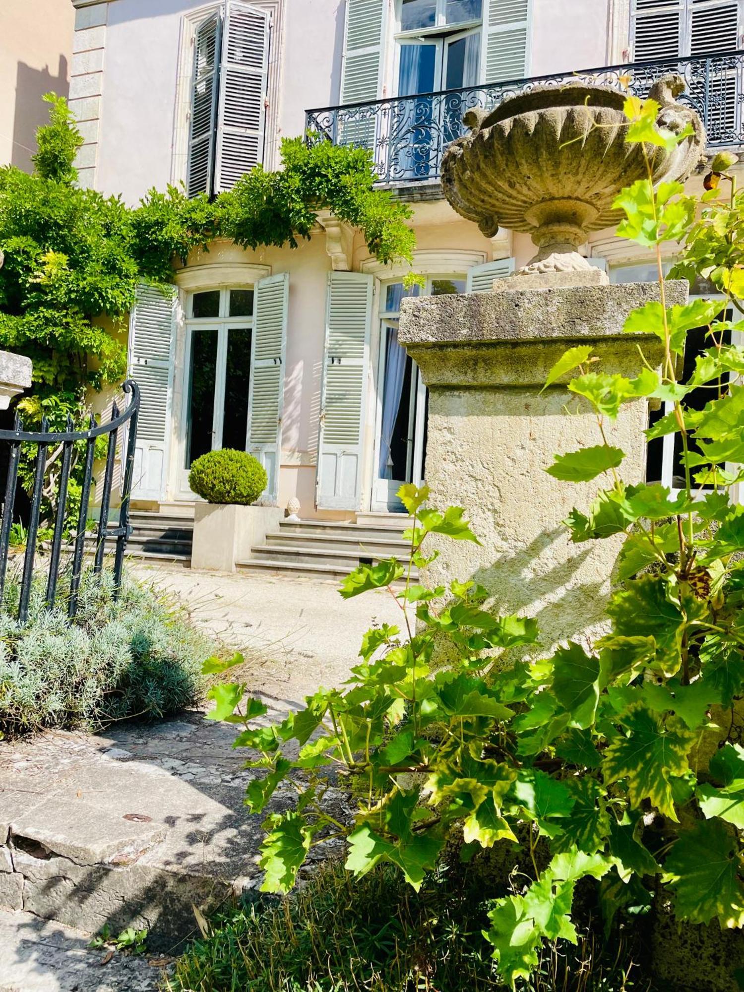 Belle Fontaine Hotell Bourges Exteriör bild